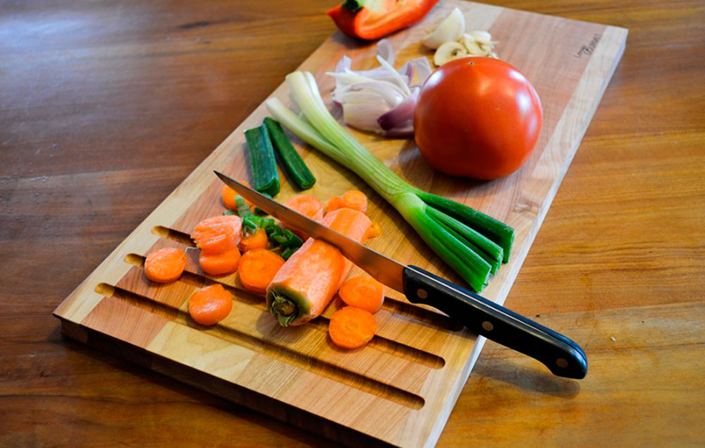 Cuál es el riesgo de los utensilios de cocina de madera, tablas de corte,  cucharas…