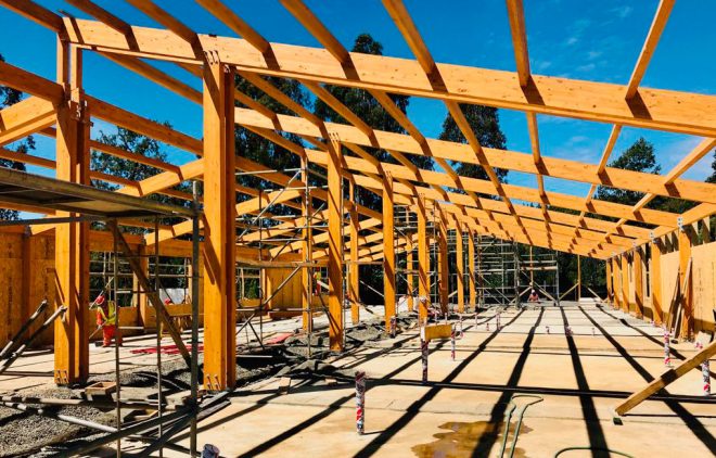 Antulafken Liceo reconstruido en madera