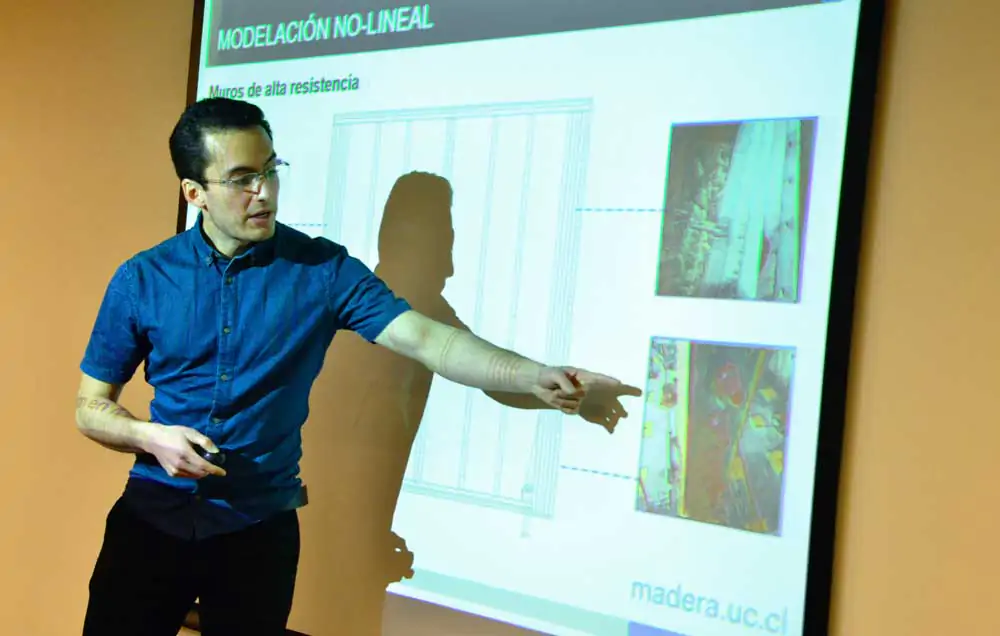 Concursante de Ingeniería y construcción, feria Semana de la Madera 2018