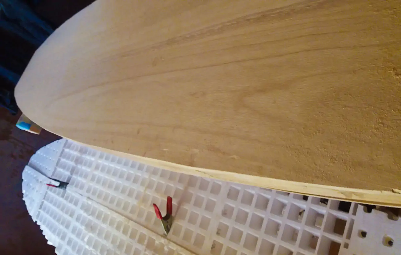 Tabla hecha de madera