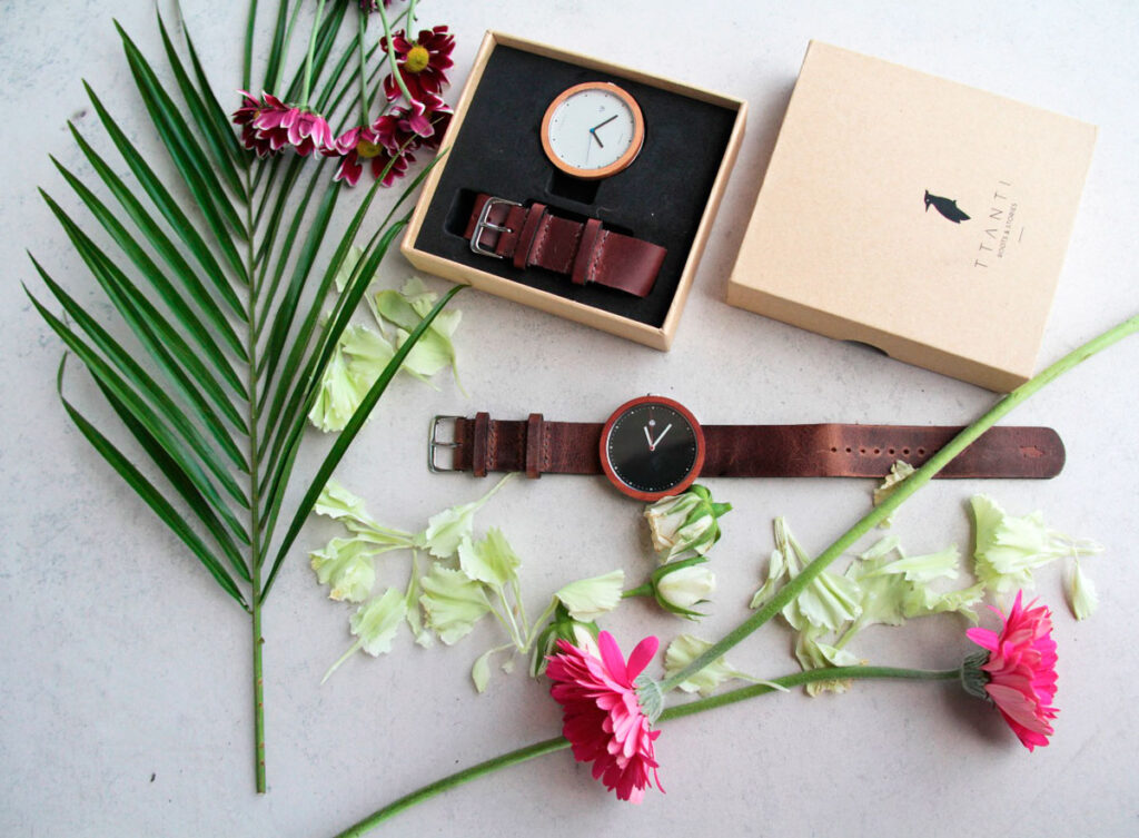 Relojes de madera Tanti