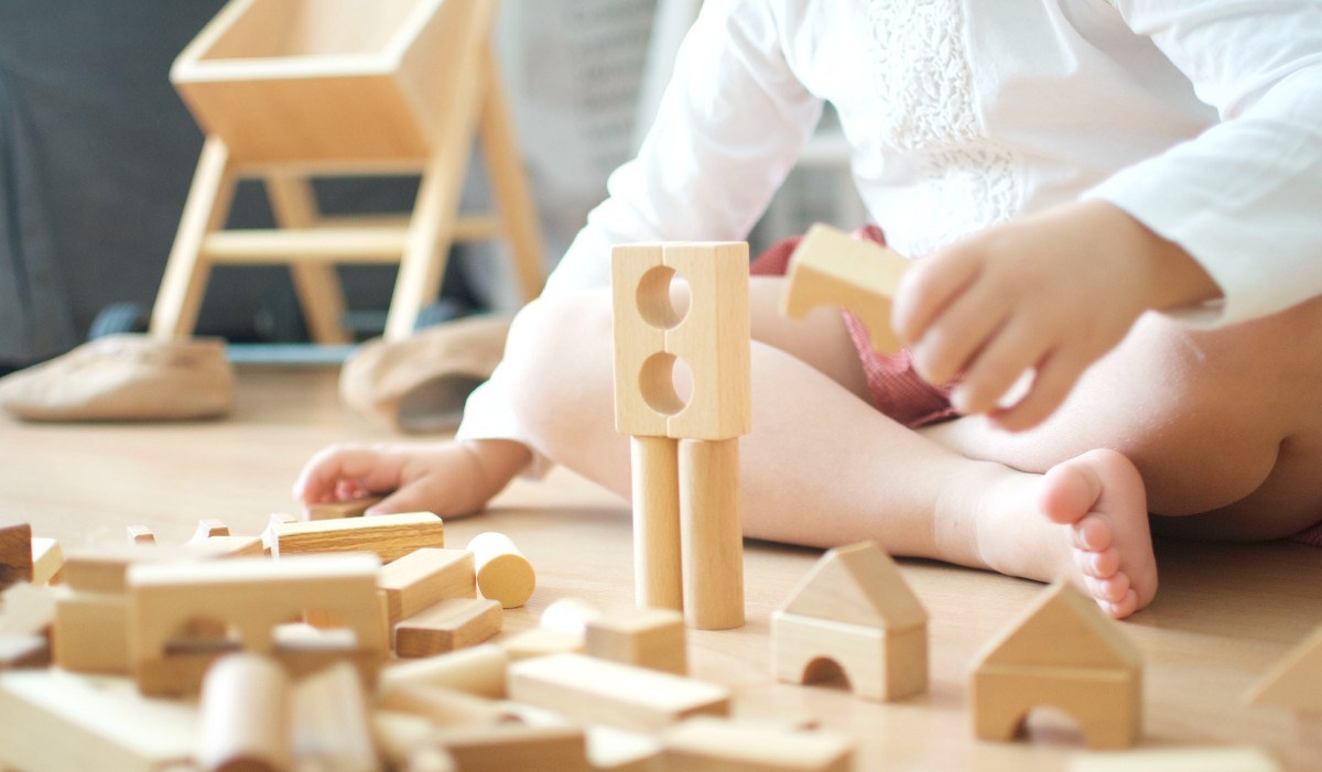 de madera para niños: una opción clásica con funciones desde ocio aprendizaje hasta terapéutica