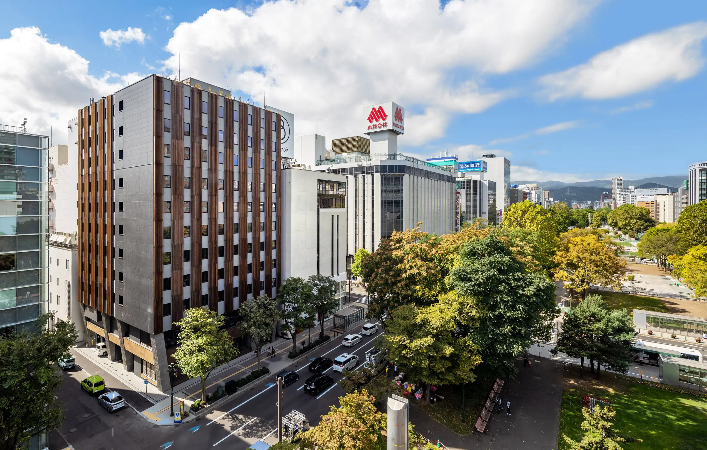 Nuevo hotel japonés se construyó con más de 1.200 metros cúbicos de madera - Madera21