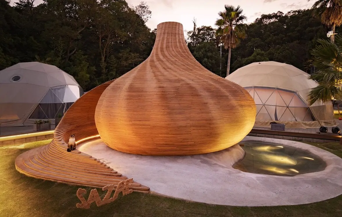 Sauna elaborado con madera contrachapada en Japón - Madera21