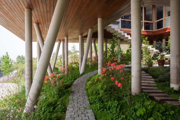 Exterior Patio 02