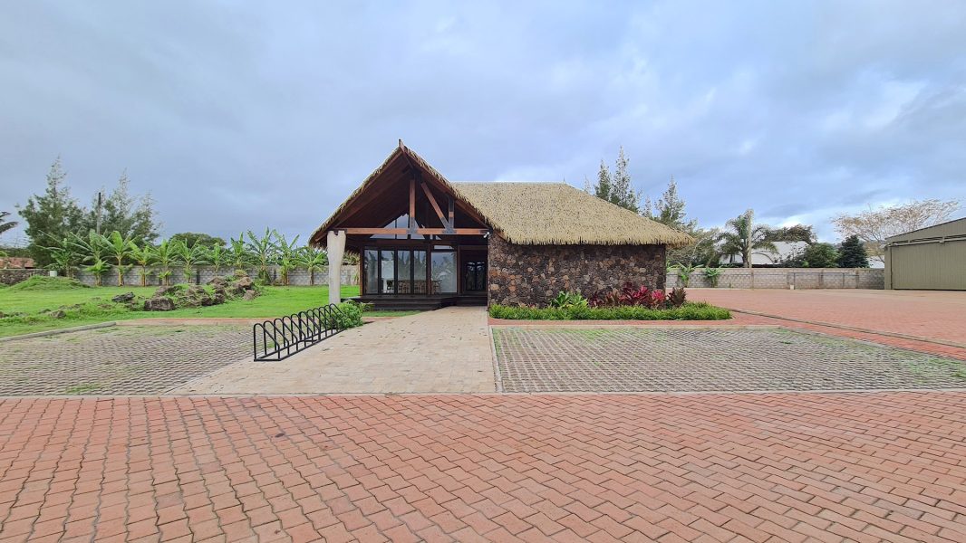 MAHINATUR FACHADA PPAL 2