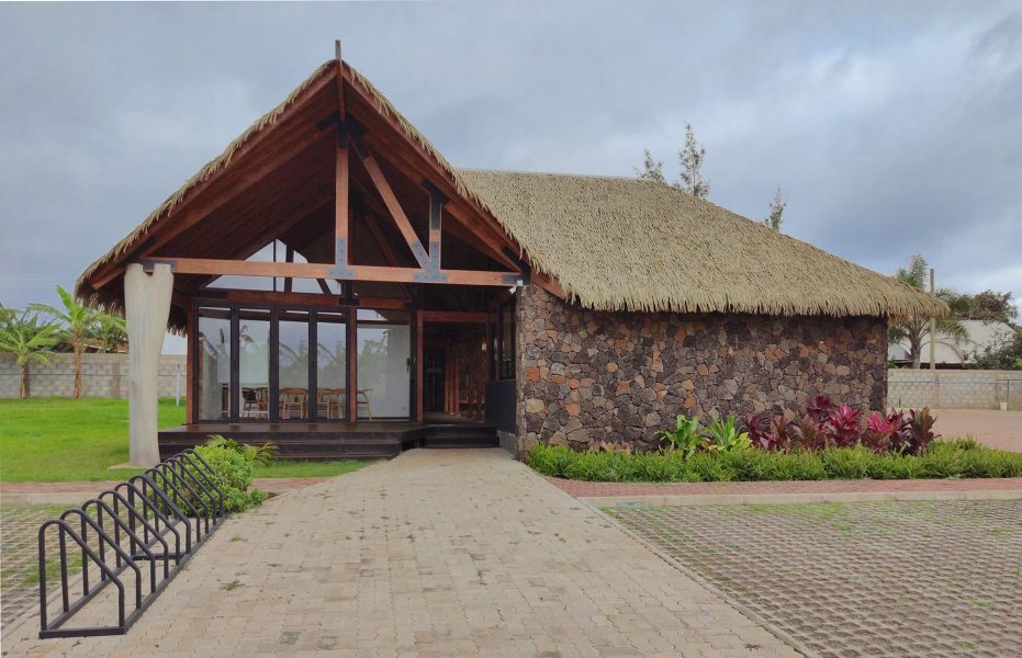 MAHINATUR FACHADA PPAL 4