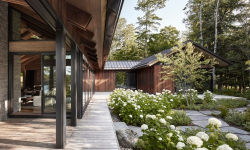 Metrick Cottage and Boathouse