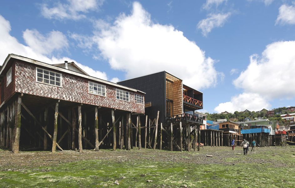 Obra_PatioPalafito_1