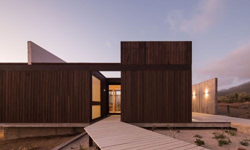 _PORTADA 1 casa-las-vizcachas-juan-pablo-ureta-arquitectos_12