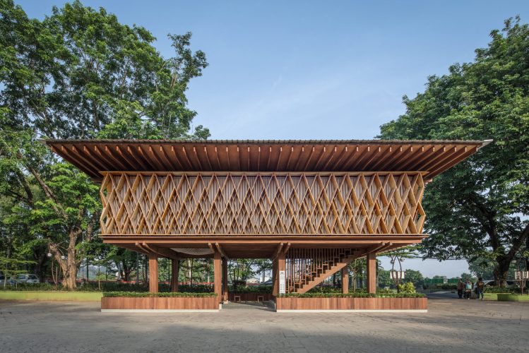 Photographer KIE_ Architect SHAU-Microlibrary Warak Kayu-07-rev1 MAIN IMAGE