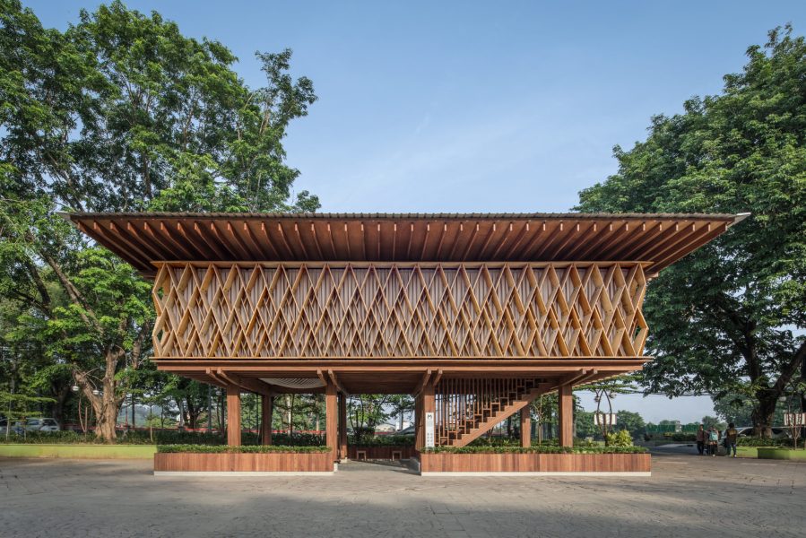 Photographer KIE_ Architect SHAU-Microlibrary Warak Kayu-07-rev1 MAIN IMAGE