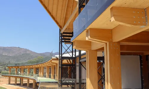 Portada-Brasil-construye-un-centro-comercial-de-madera-masiva-en-tan-solo-siete-meses