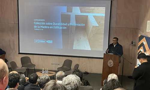 Portada-CIM-UC,-CENAMAD-y-Protección-de-Madera-presentan-la-primera-colección-técnica-chilena-sobre-durabilidad-y-preservación-de-la-madera-en-edificación