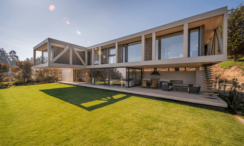 Portada-Casa-165-Madera-a-toda-prueba-en-borde-costero