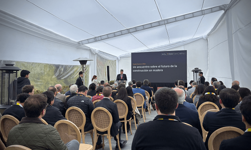 Portada-Desde-Suecia-a-Chile-Construyendo-un-futuro-en-madera