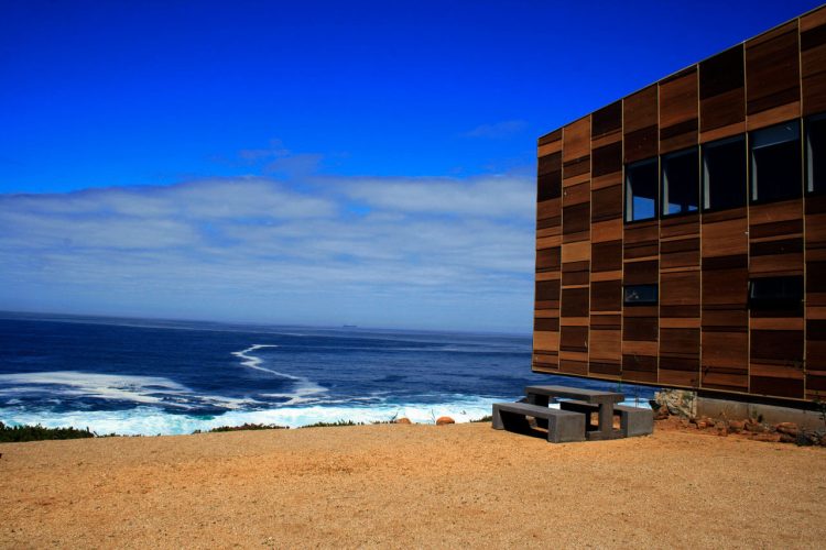 Sala_de_clases_Biol_Mar_exterior