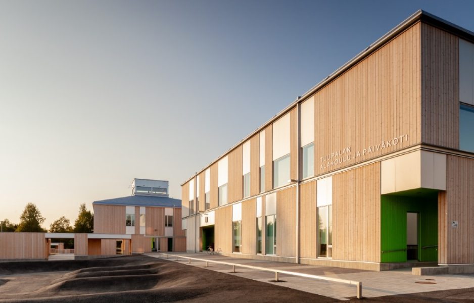 Tuupala elementary school yard 01