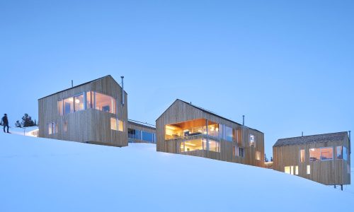 mackay-lyons-sweetapple-utah-powder-mountain_dezeen_2364_col_1